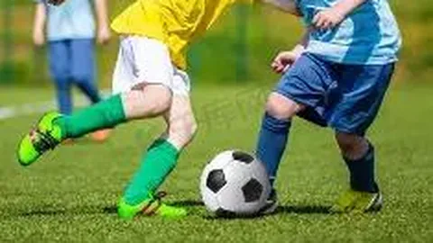 中国冰壶队循环赛三连捷，意大利9-4饮恨，世锦赛佳绩显神威